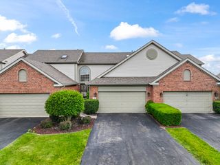 14 Corinth Court, Tinley Park, IL 60477