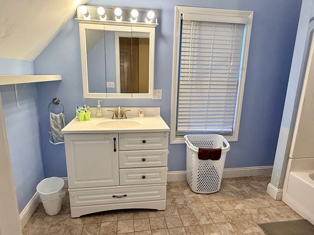 55 Monument 2, Medford, MA 02155