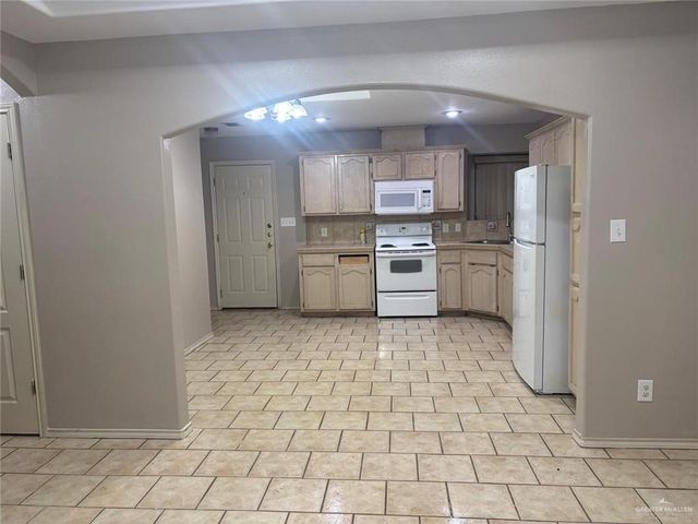 1716 Agua Fina Avenue, Edinburg, TX 78541