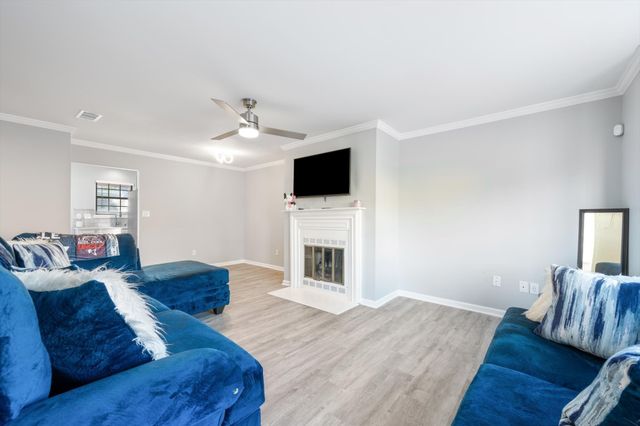 165 Ellington Pl, Madison, TN 37115