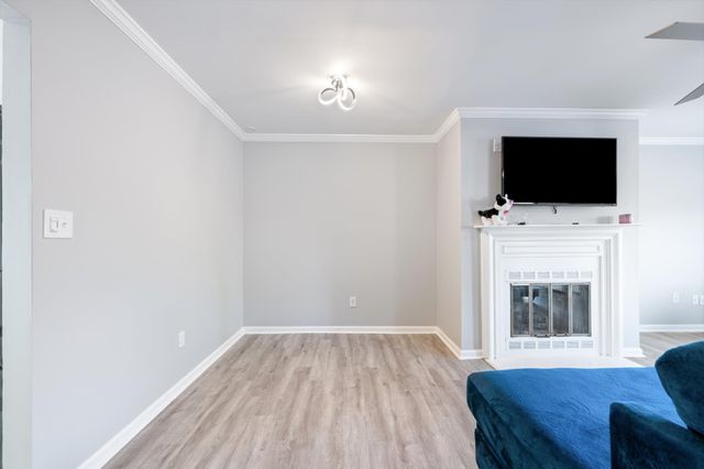 165 Ellington Pl, Madison, TN 37115