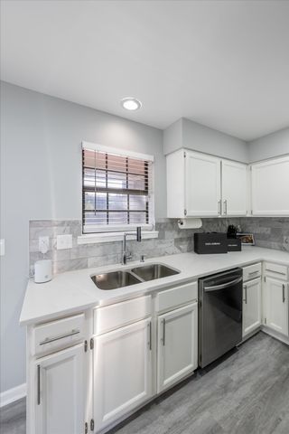 165 Ellington Pl, Madison, TN 37115