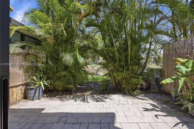 2950 NW 106th Avenue 8, Sunrise, FL 33322