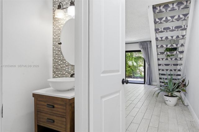 2950 NW 106th Avenue 8, Sunrise, FL 33322