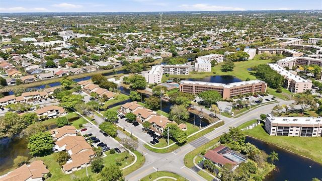 2950 NW 106th Avenue 8, Sunrise, FL 33322