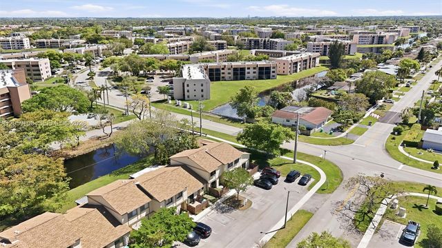 2950 NW 106th Avenue 8, Sunrise, FL 33322