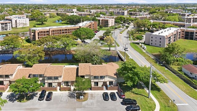 2950 NW 106th Avenue 8, Sunrise, FL 33322