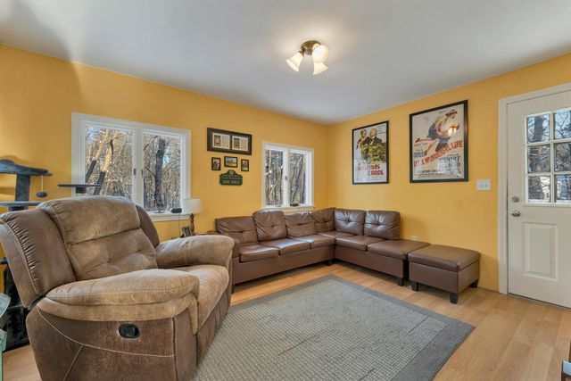 9 Barkland Drive, Derry, NH 03038