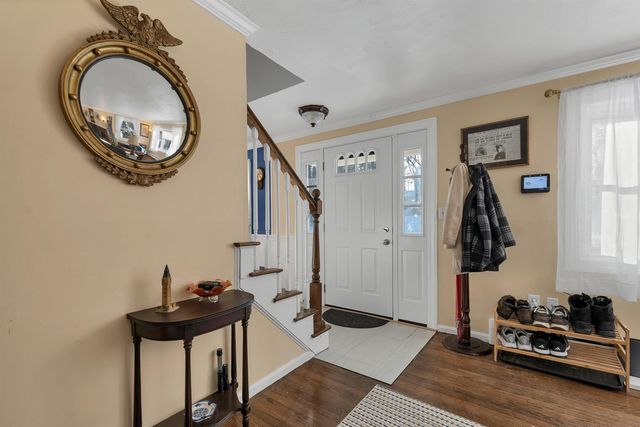 9 Barkland Drive, Derry, NH 03038