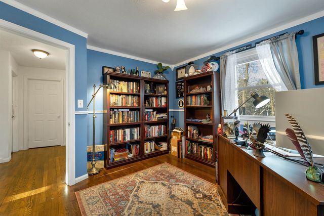 9 Barkland Drive, Derry, NH 03038