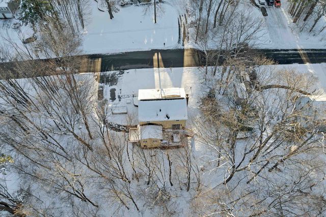 9 Barkland Drive, Derry, NH 03038