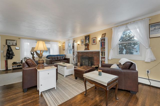 9 Barkland Drive, Derry, NH 03038