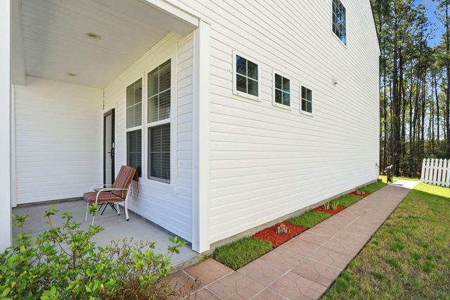 127 Sugeree Drive, Moncks Corner, SC 29461