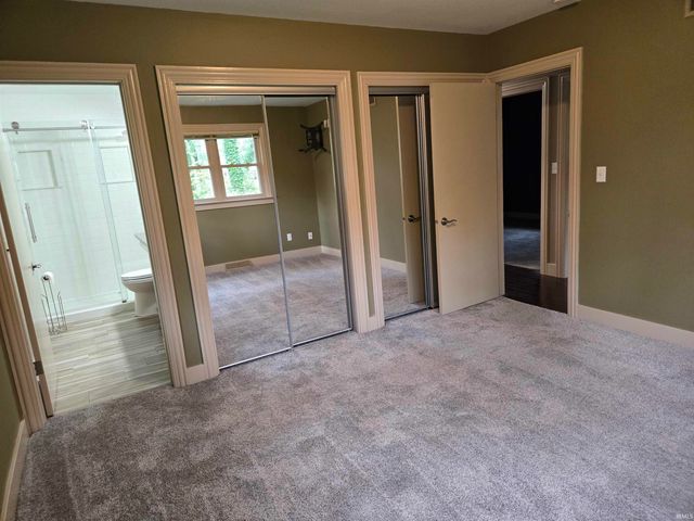 54519 Whispering Oak Drive, Mishawaka, IN 46545