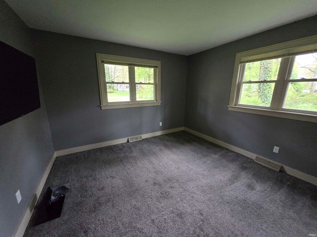 54519 Whispering Oak Drive, Mishawaka, IN 46545