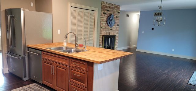 54519 Whispering Oak Drive, Mishawaka, IN 46545