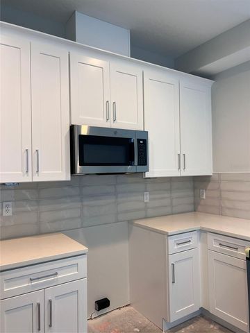 7725 93RD STREET N, Seminole, FL 33777