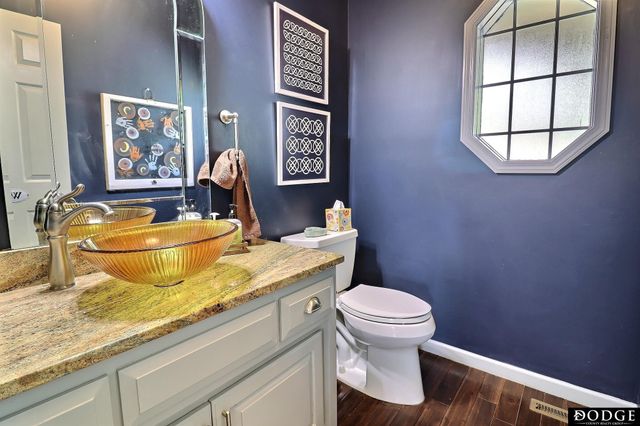 2534 Park Place Drive, Fremont, NE 68025