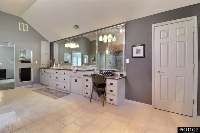 2534 Park Place Drive, Fremont, NE 68025