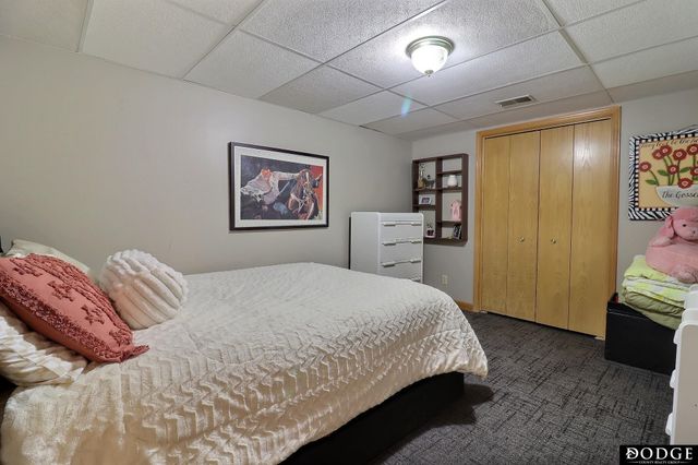 2534 Park Place Drive, Fremont, NE 68025