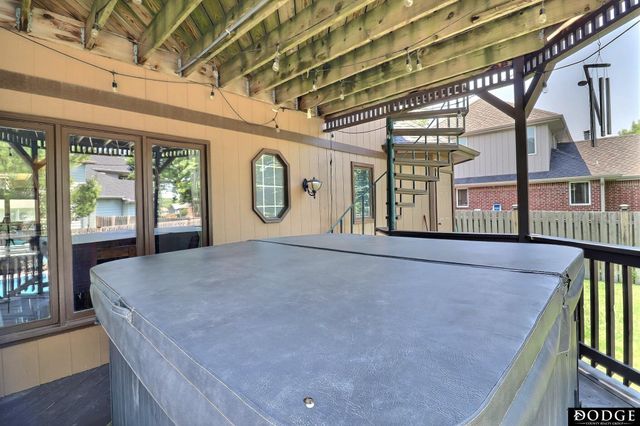 2534 Park Place Drive, Fremont, NE 68025