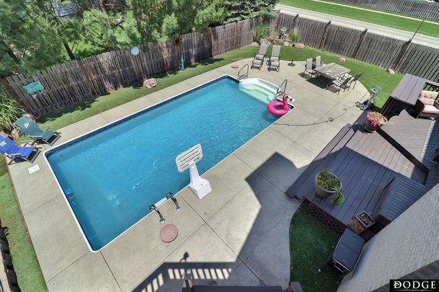 2534 Park Place Drive, Fremont, NE 68025