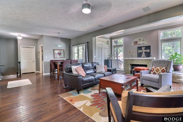 2534 Park Place Drive, Fremont, NE 68025