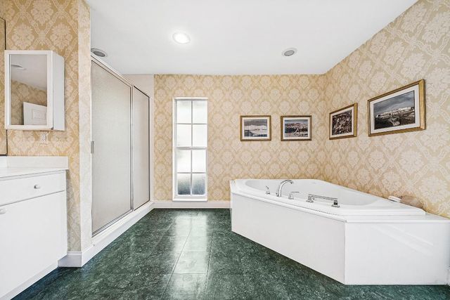 416 S Country Club Drive, Atlantis, FL 33462