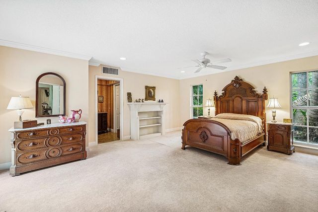 416 S Country Club Drive, Atlantis, FL 33462