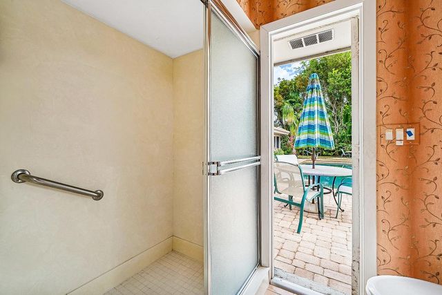 416 S Country Club Drive, Atlantis, FL 33462