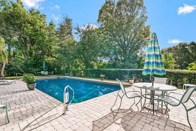 416 S Country Club Drive, Atlantis, FL 33462