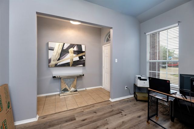 105 Waterview Parkway, Red Oak, TX 75154