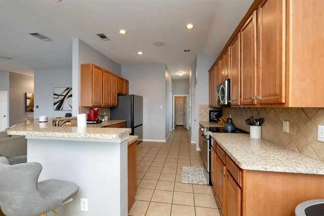 105 Waterview Parkway, Red Oak, TX 75154