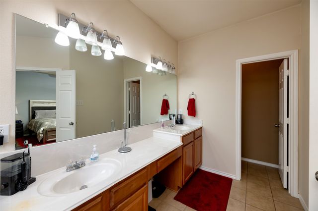 105 Waterview Parkway, Red Oak, TX 75154