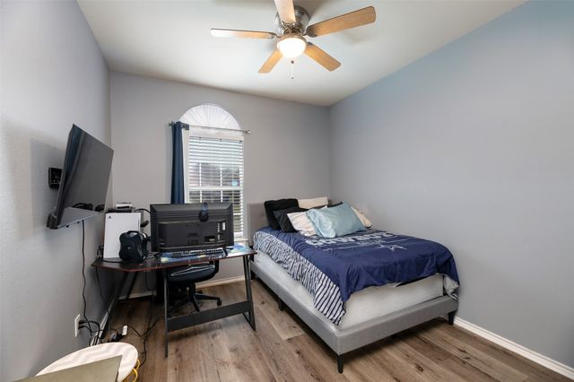 105 Waterview Parkway, Red Oak, TX 75154