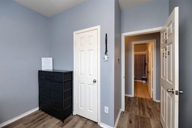 105 Waterview Parkway, Red Oak, TX 75154