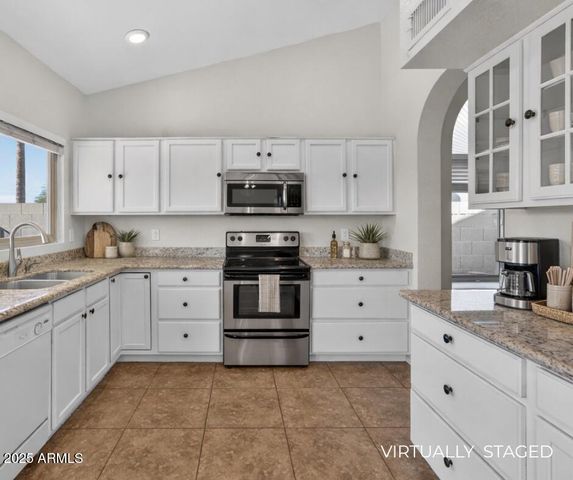 10877 E BECKER Lane, Scottsdale, AZ 85259