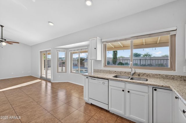 10877 E BECKER Lane, Scottsdale, AZ 85259