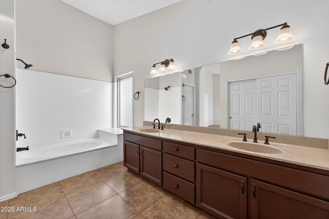 10877 E BECKER Lane, Scottsdale, AZ 85259