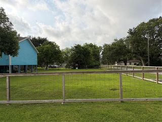 1208 4th Street, Seabrook, TX 77586