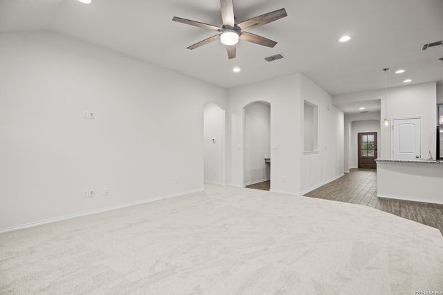 7634 Desperado Way, Boerne, TX 78015