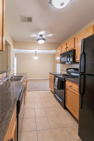 417 Cunningham Lane, Lexington, KY 40508