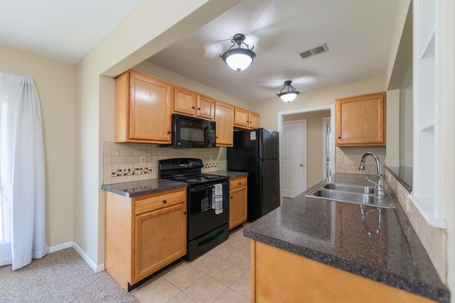 417 Cunningham Lane, Lexington, KY 40508