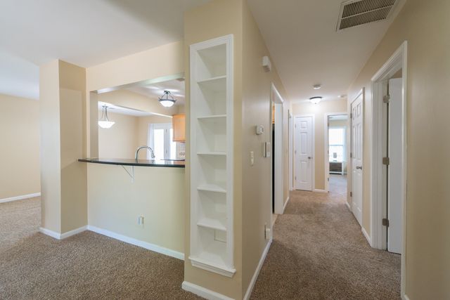 417 Cunningham Lane, Lexington, KY 40508