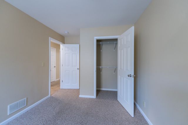 417 Cunningham Lane, Lexington, KY 40508