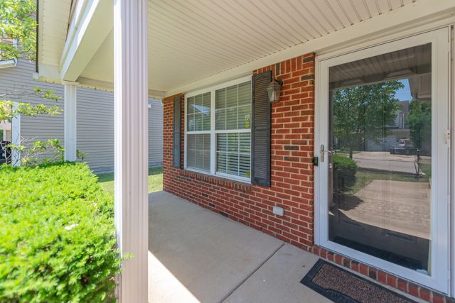 417 Cunningham Lane, Lexington, KY 40508