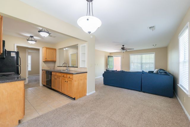 417 Cunningham Lane, Lexington, KY 40508
