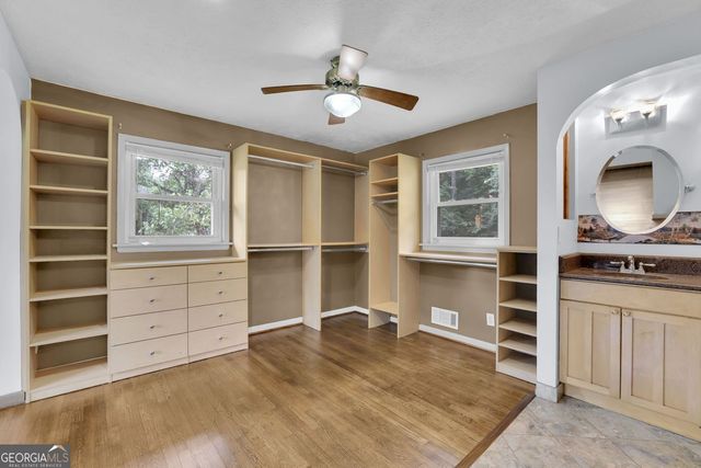 1563 Rockbridge Road, Stone Mountain, GA 30087