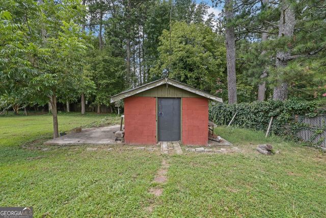 1563 Rockbridge Road, Stone Mountain, GA 30087