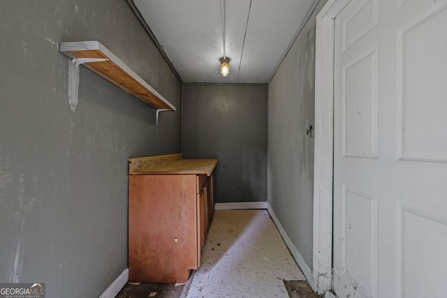 1563 Rockbridge Road, Stone Mountain, GA 30087